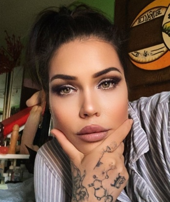 Анкета проститутки Алина - Фото 1, Алёшки, 51 год, №799